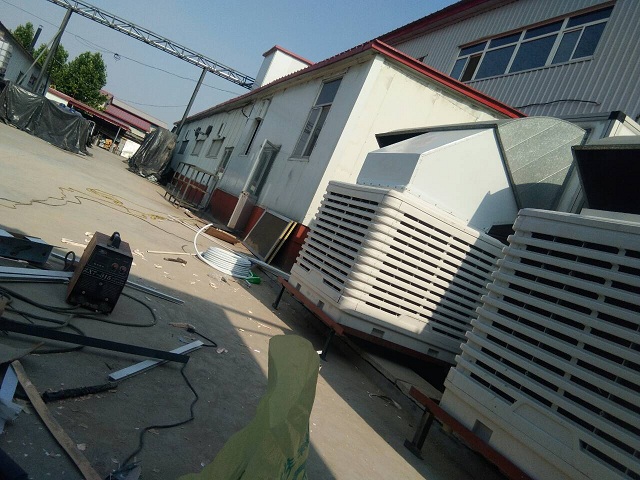 高效冷風機，濕簾風機，負壓風機降溫哪種好